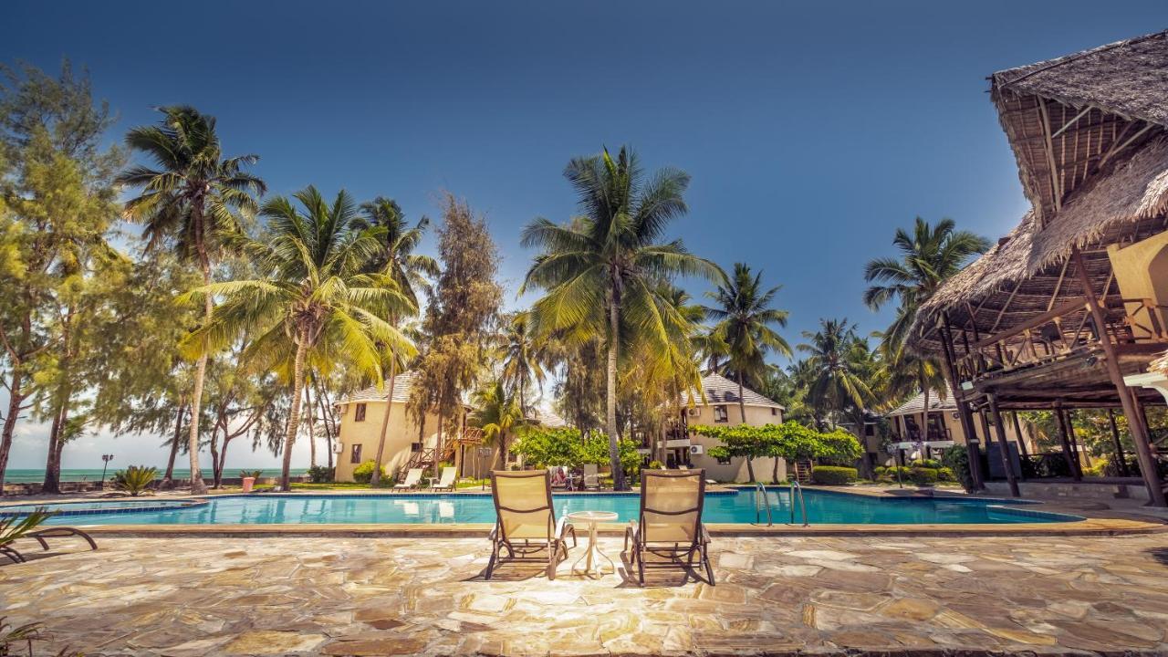 Ahg Maya Bay Resort & Spa Michamvi Exterior foto