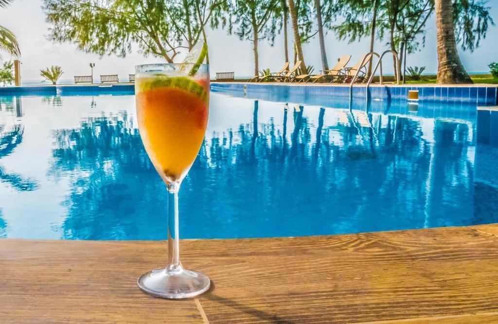 Ahg Maya Bay Resort & Spa Michamvi Exterior foto