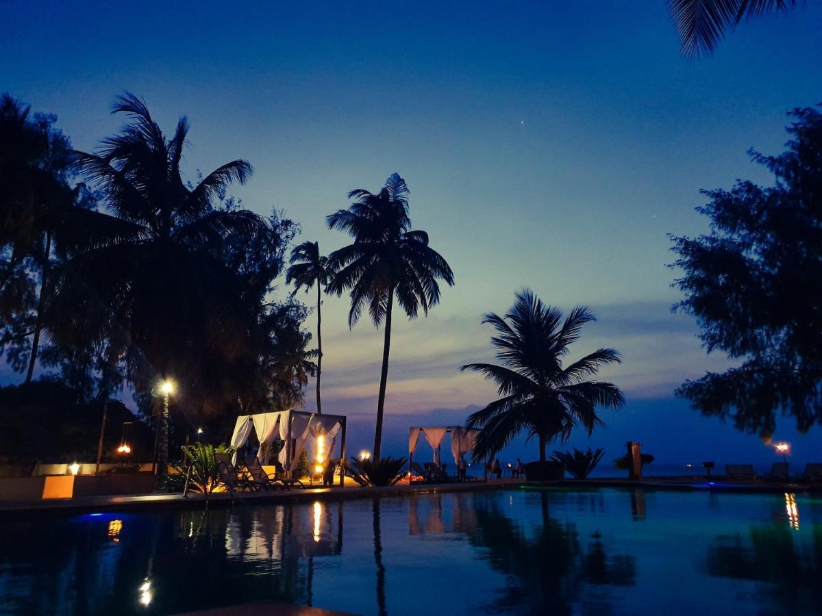Ahg Maya Bay Resort & Spa Michamvi Exterior foto